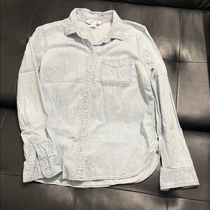 Old Navy WoMen's Casual Light Blue Shirt
